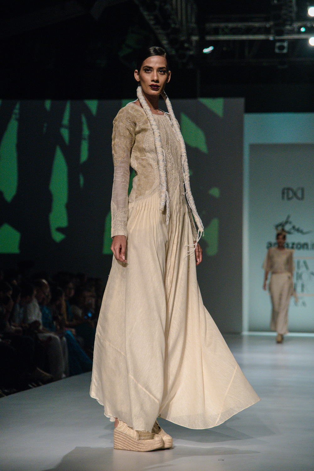 Ekru by Ektaa FDCI Amazon India Fashion Week Spring Summer 2018 Look 1