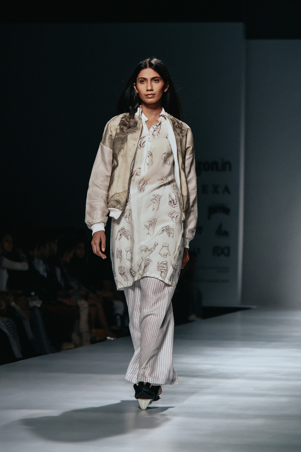 Aartivijay Gupta FDCI Amazon India Fashion Week Spring Summer 2018 Look 5