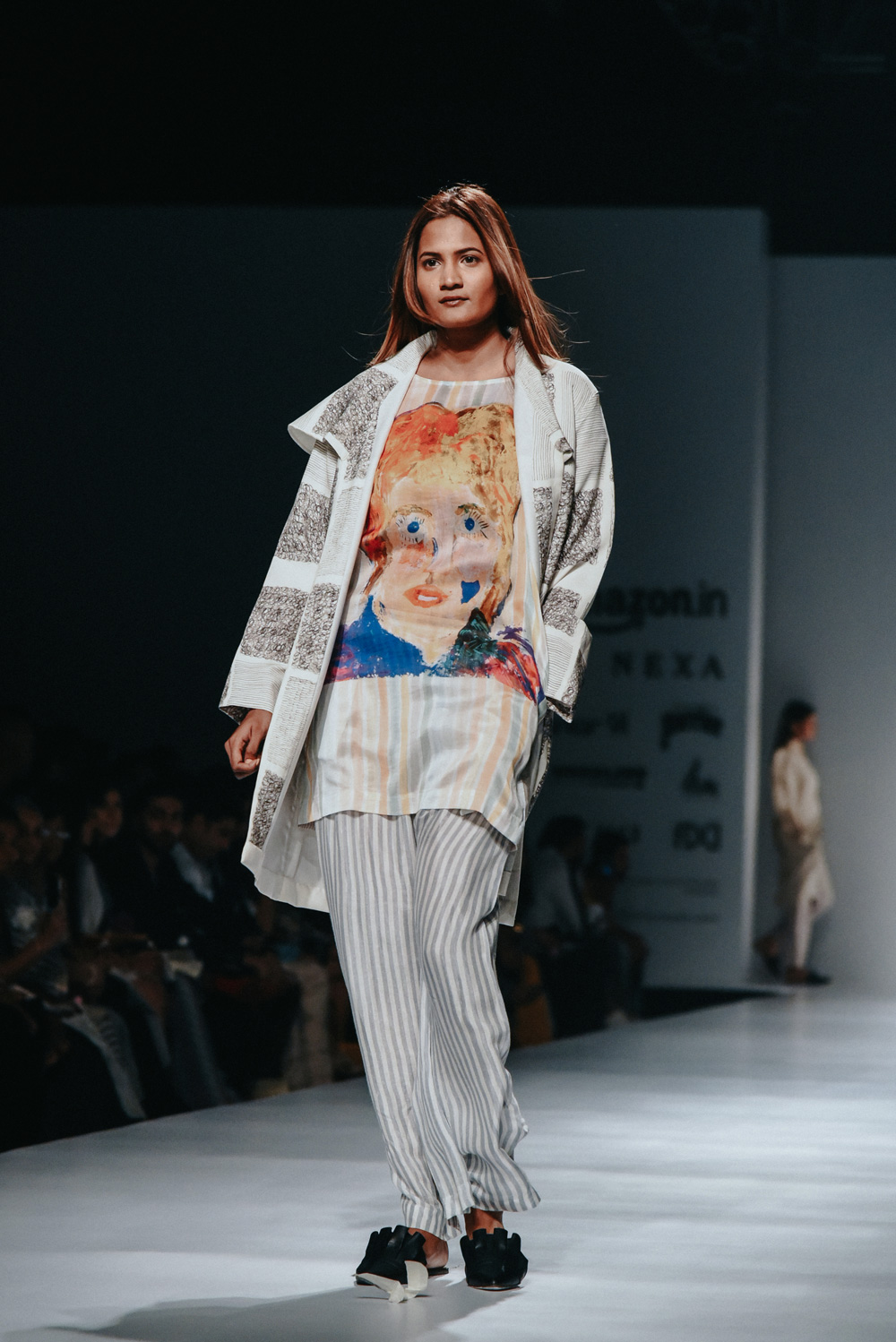 Aartivijay Gupta FDCI Amazon India Fashion Week Spring Summer 2018 Look 8