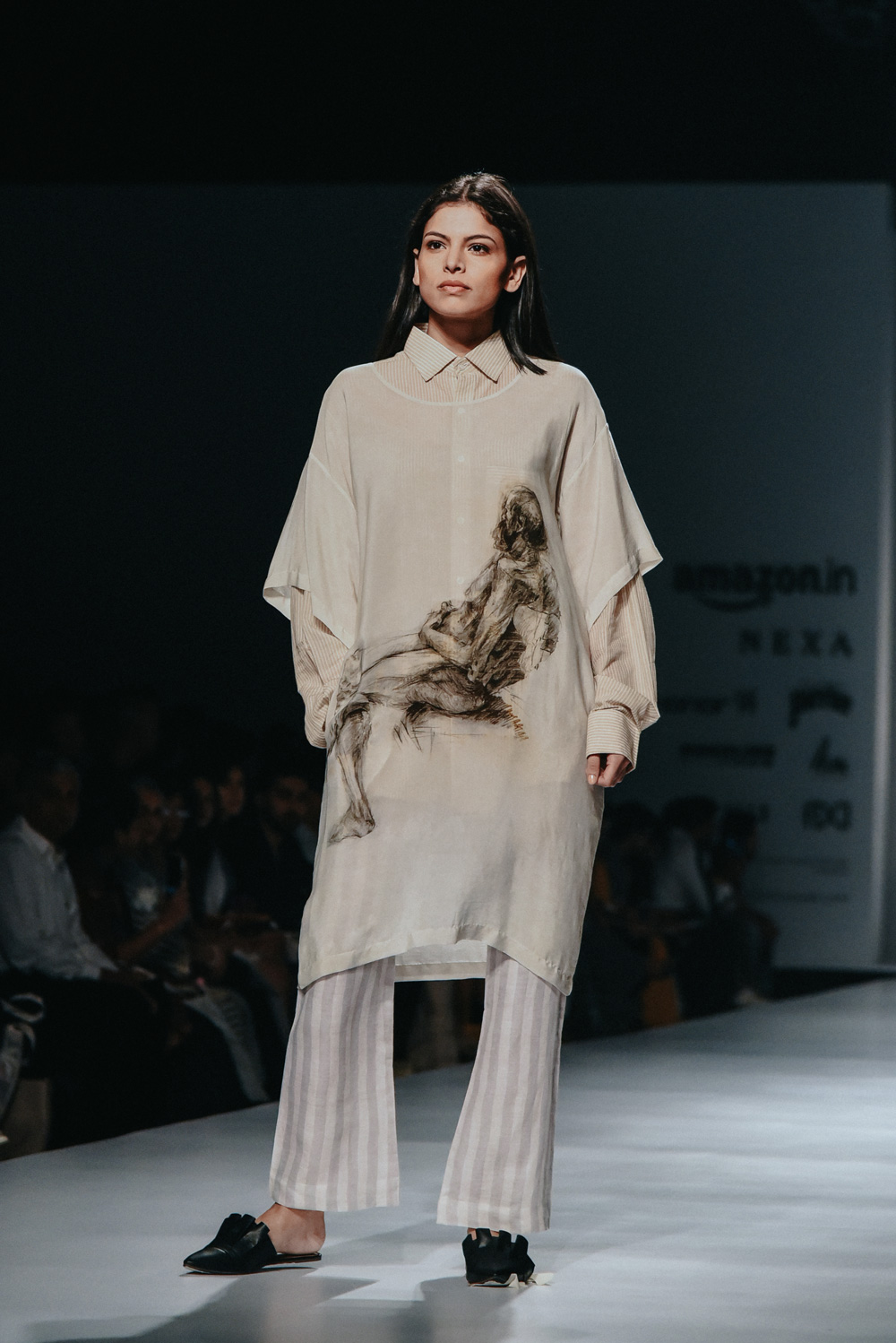 Aartivijay Gupta FDCI Amazon India Fashion Week Spring Summer 2018 Look 9