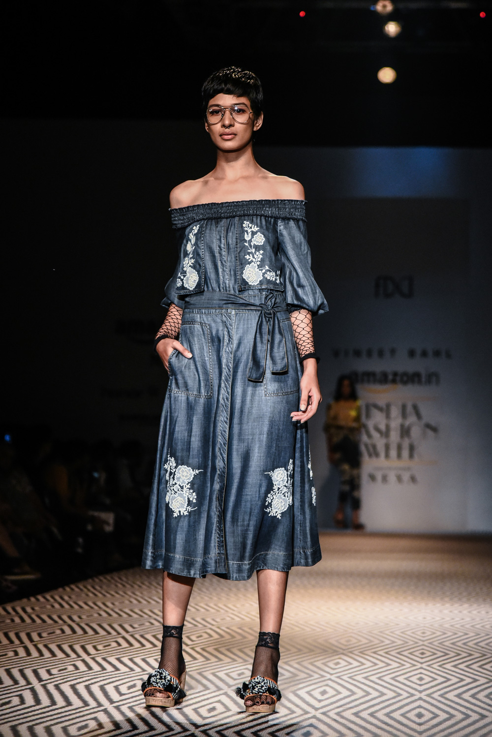 Vineet Bahl FDCI Amazon India Fashion Week Spring Summer 2018 Look 4