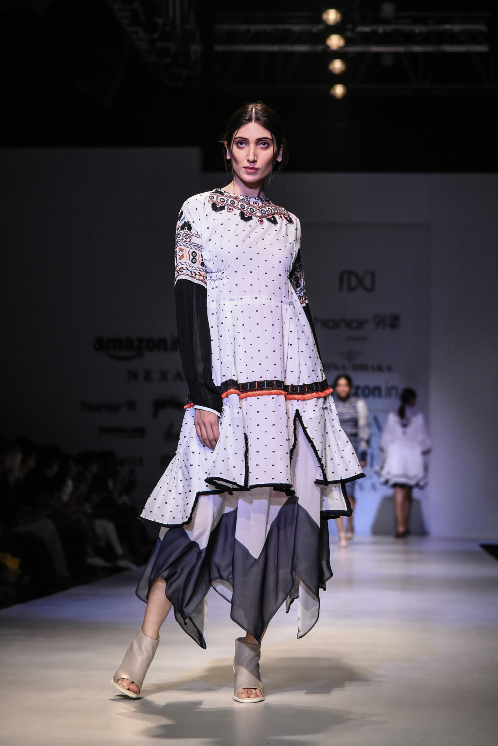 Rina Dhaka FDCI Amazon India Fashion Week Spring Summer 2018 Look 7