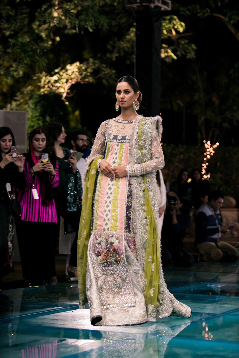 ‘Champs de Patchouli’, Élan’s Bridal Collection 2017 Look 7