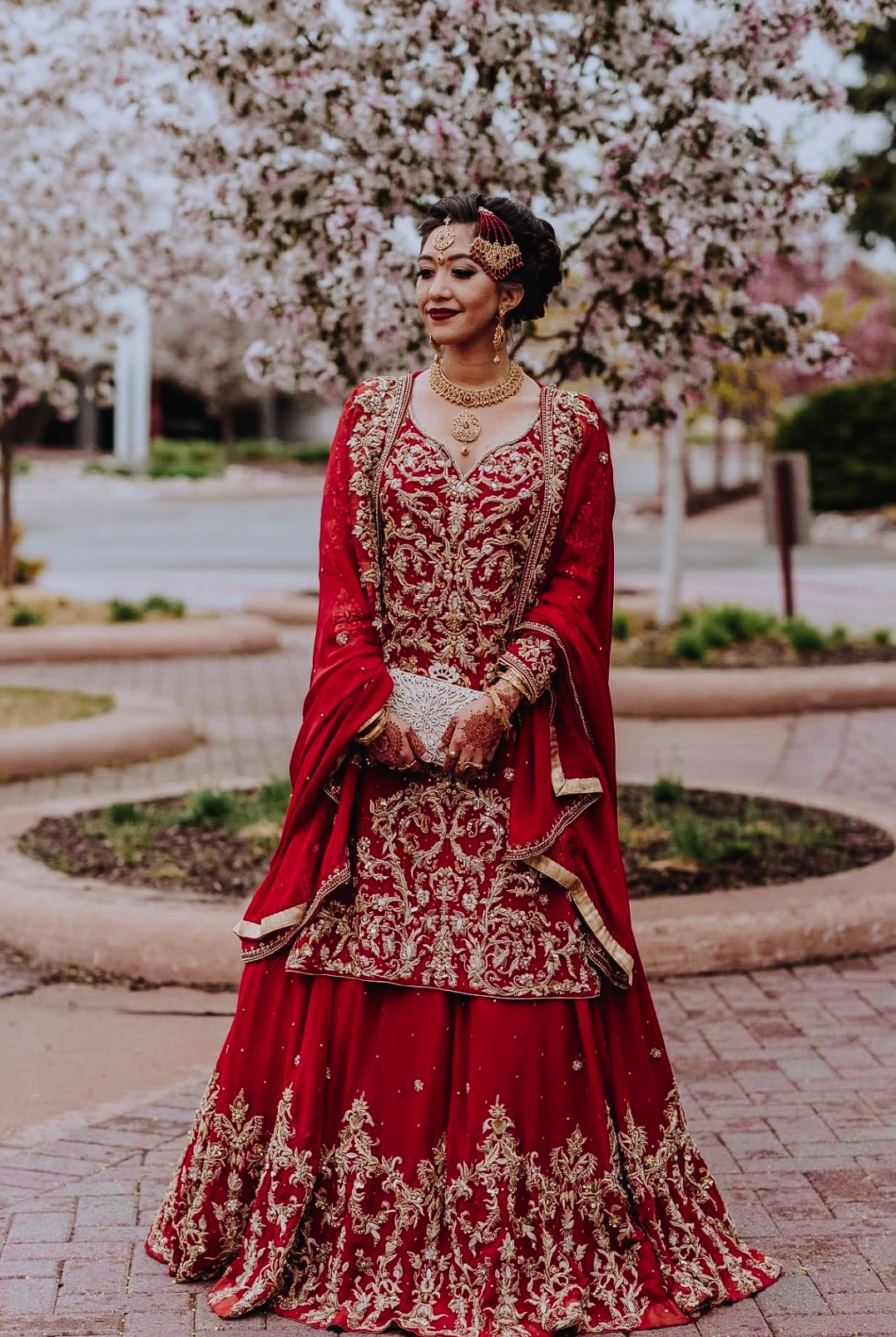 How-to-Save-Money-on-an-Indian-and-Pakistani-Wedding-Zardozi-Magazine