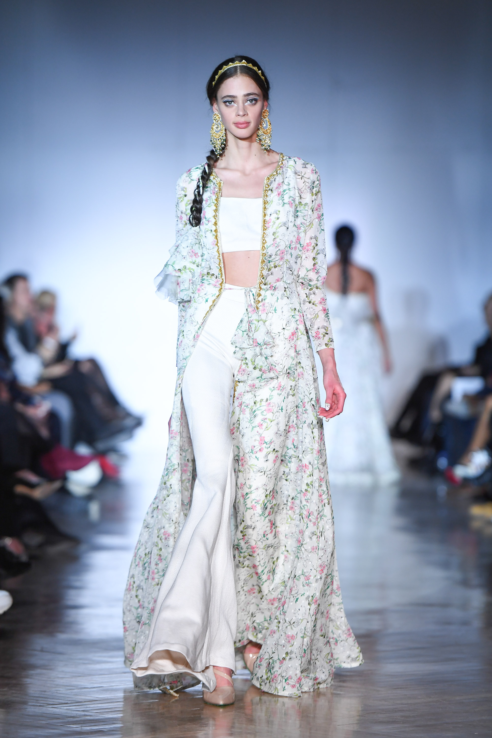Mani-jassal-spring-summer-2019-zardozi
