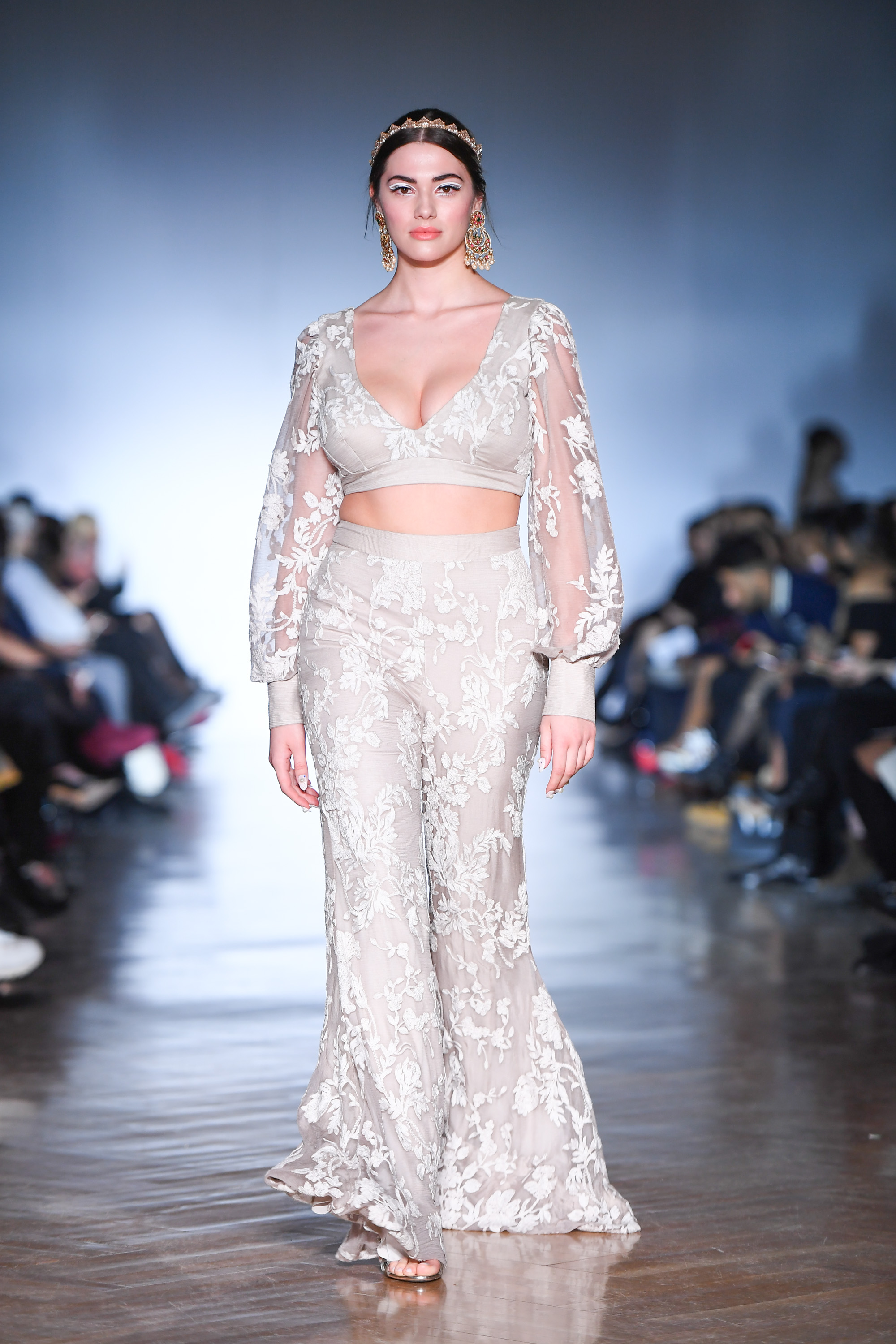 Mani-jassal-spring-summer-2019-zardozi