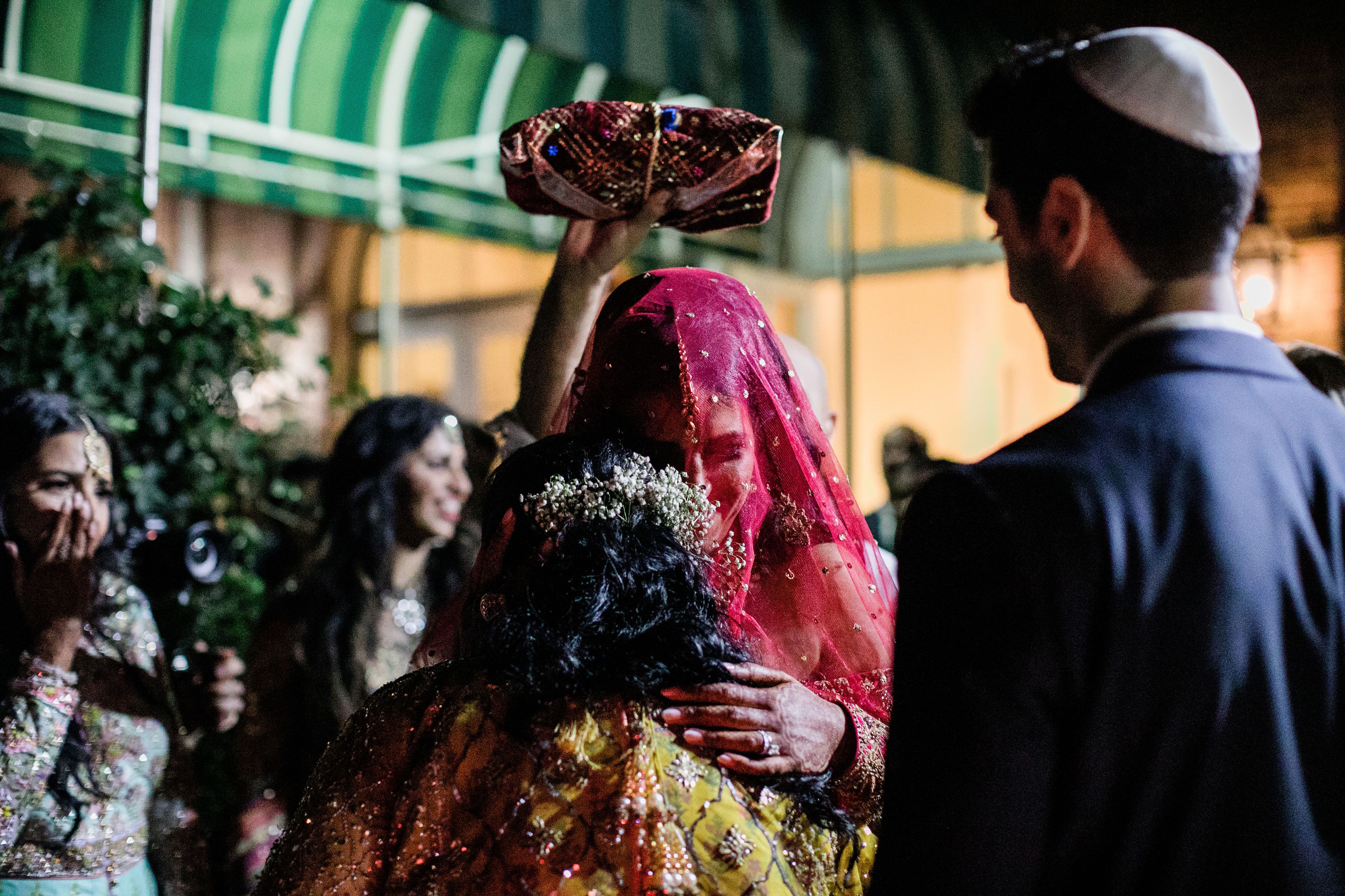 New York Walima - Zardozi Magazine - Pakistani Bride