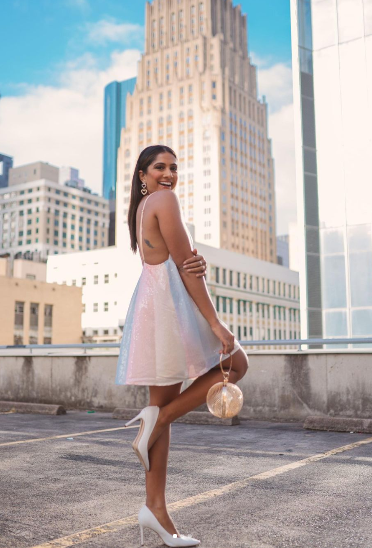 Warm Weather Vacation Packing Ideas - Zardozi Magazine - Beach Vacation Style